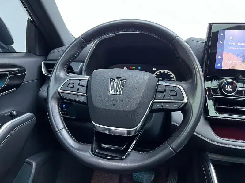 Crown Land Cruiser 2022 2.5L HEV 4WD Premium Edition — миниатюра 16