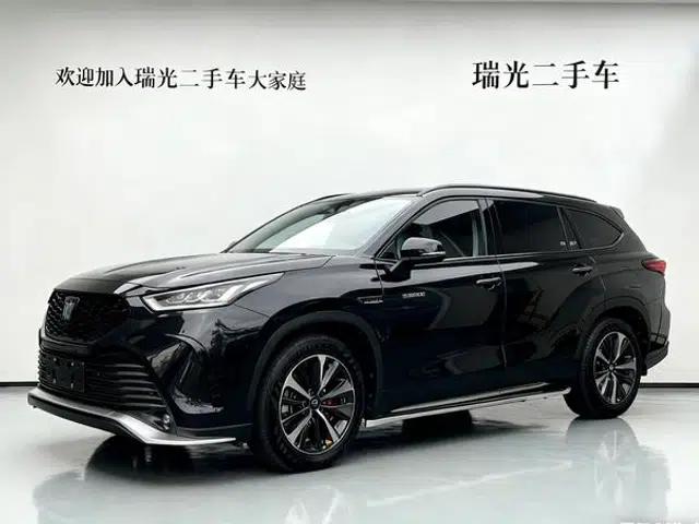 Crown Land Cruiser 2022 2.5L HEV 4WD Premium Edition