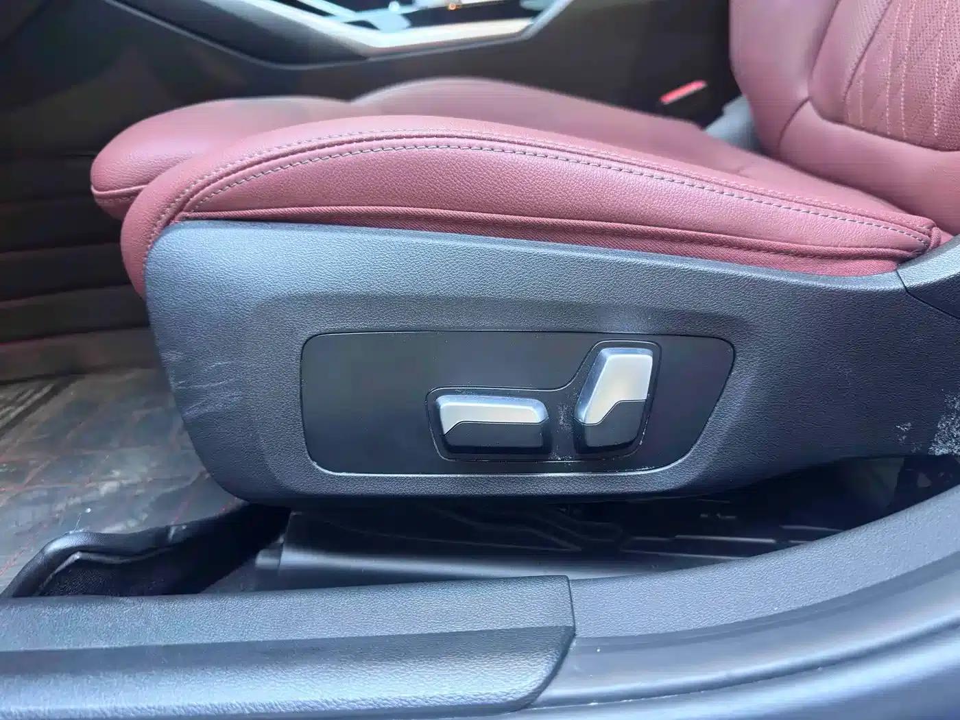 2023 BMW 3 Series 320Li M Sport Package — миниатюра 13