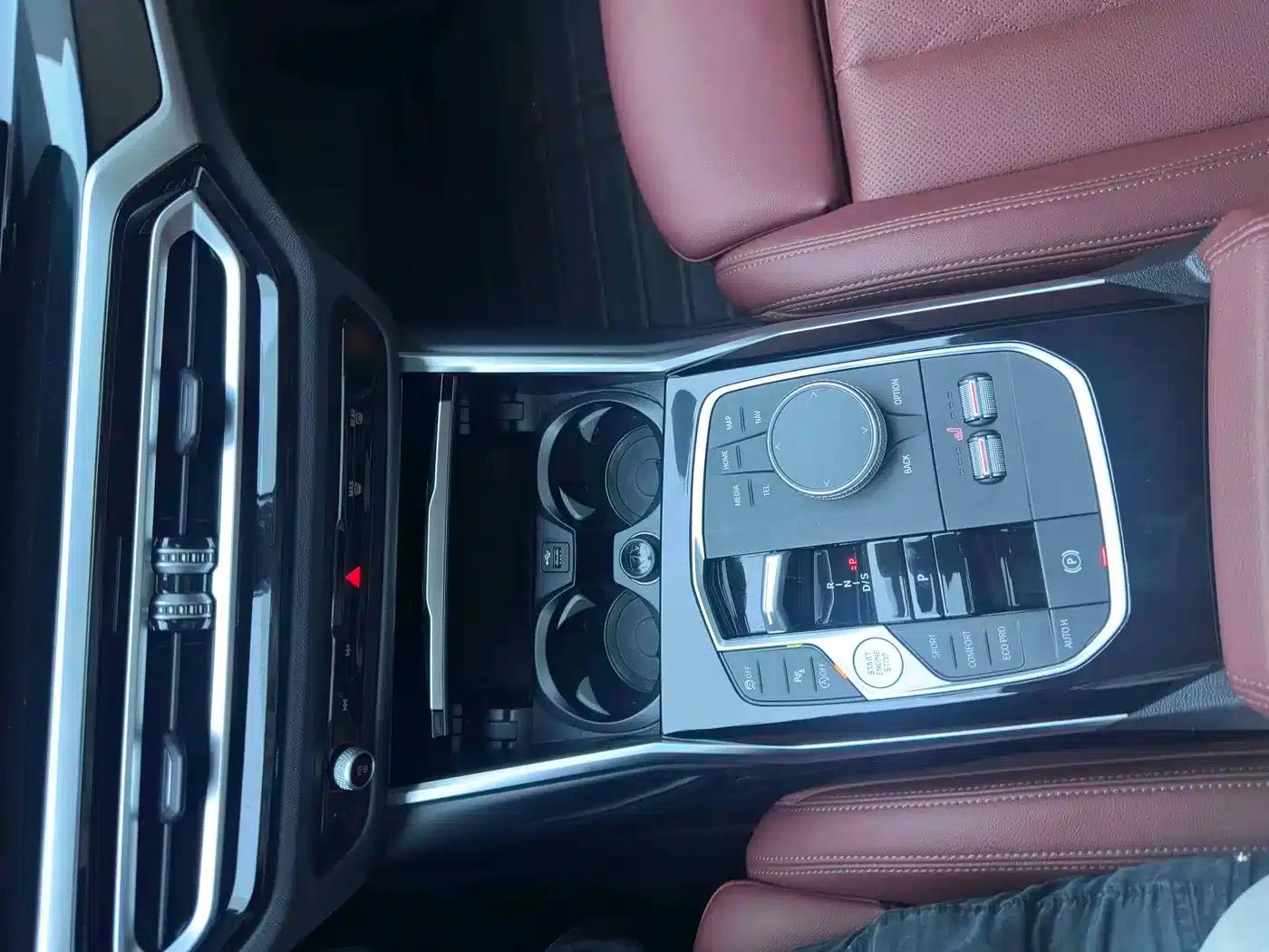2023 BMW 3 Series 320Li M Sport Package — миниатюра 17
