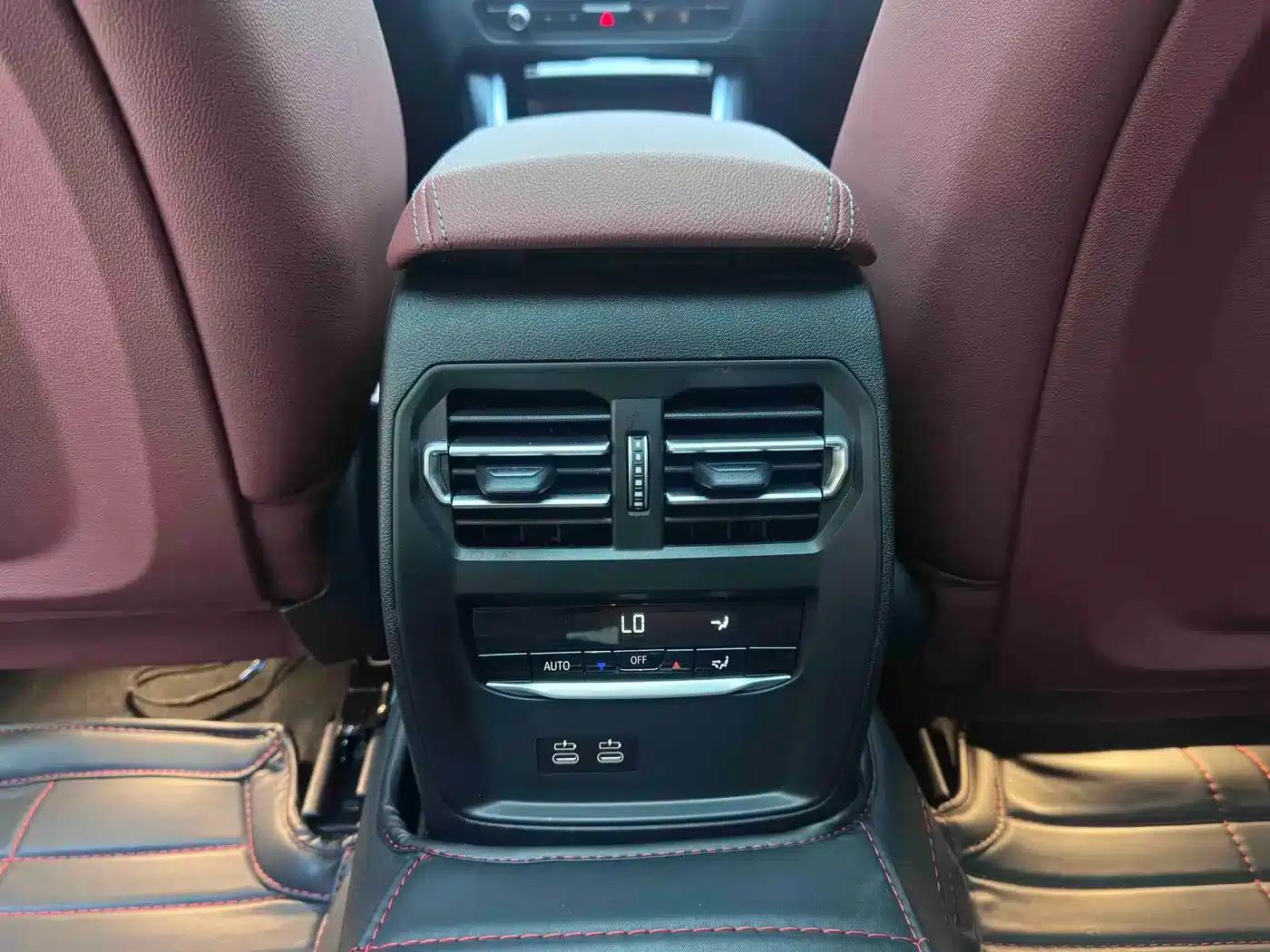 2023 BMW 3 Series 320Li M Sport Package — миниатюра 9