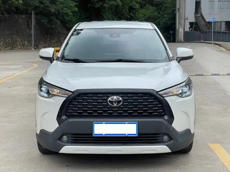 2022 Toyota Corolla Sharp 2.0L Luxury Edition — миниатюра 2