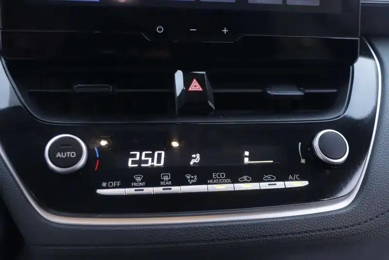 2023 Toyota Corolla Sharp 2.0L Intelligent Hybrid Pioneer Edition — миниатюра 10