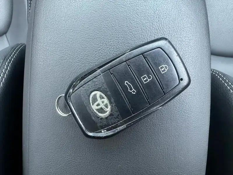 2022 Toyota Corolla Sharp 2.0L Flagship Edition — миниатюра 11
