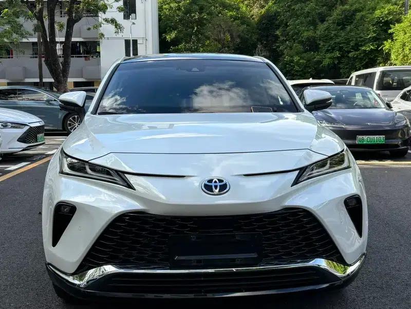 Venza 2023 2.0L CVT 2WD Premium Edition — миниатюра 2