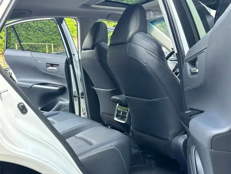 Venza 2023 2.0L CVT 2WD Premium Edition — миниатюра 17