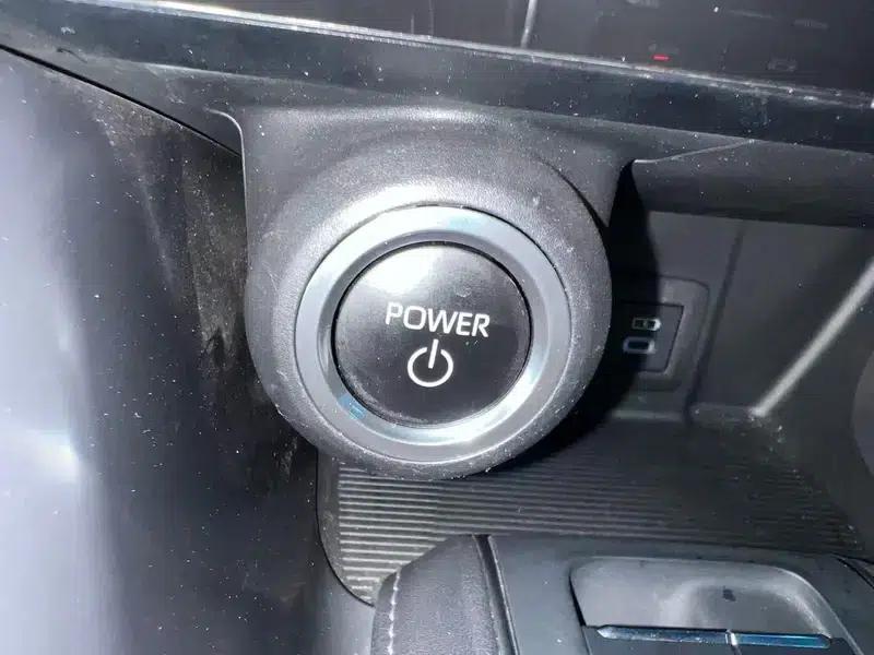 Venza 2023 Hybrid 2.5L CVT 2WD Luxury Edition — миниатюра 8