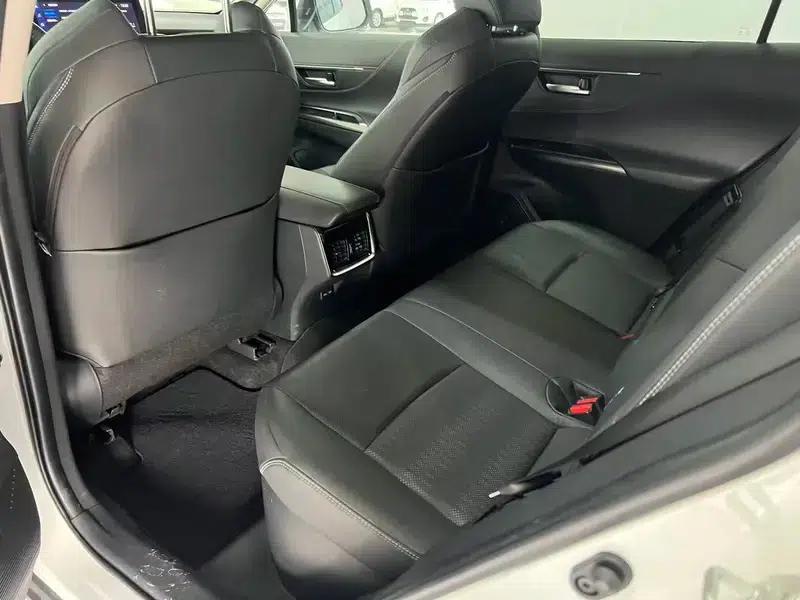 Venza 2023 Hybrid 2.5L CVT 2WD Premium Edition — миниатюра 22