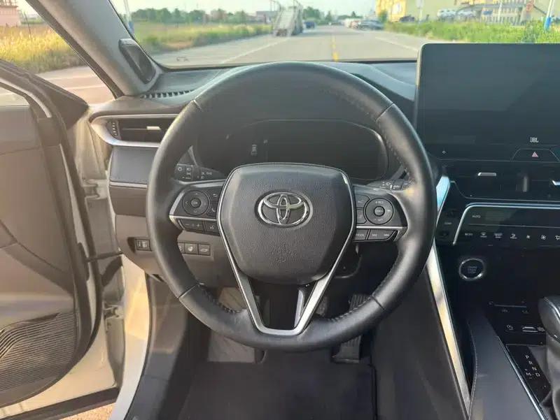 Venza 2022 2.0L CVT 4WD Supreme Edition — миниатюра 15