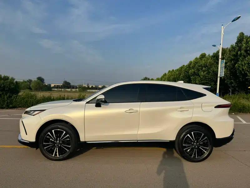 Venza 2022 2.0L CVT 4WD Supreme Edition — миниатюра 4
