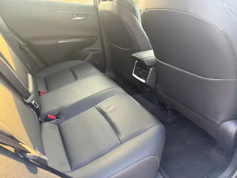 Venza 2022 2.0L CVT 4WD Supreme Edition — миниатюра 8