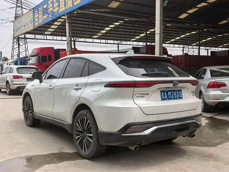 Venza 2022 Hybrid 2.5L CVT 4WD Supreme Edition — миниатюра 3