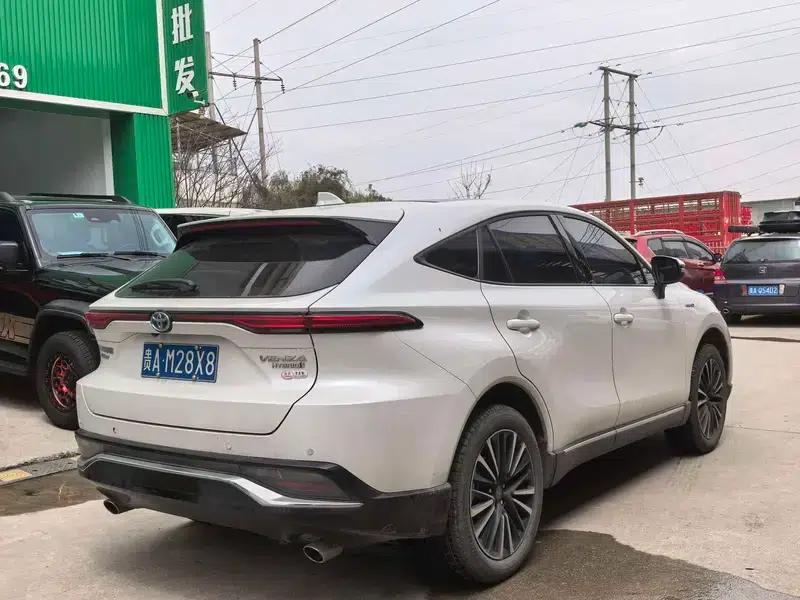 Venza 2022 Hybrid 2.5L CVT 4WD Supreme Edition — миниатюра 5