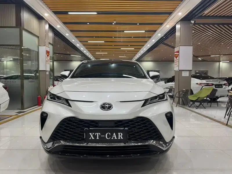 Venza 2022 2.0L CVT 2WD Premium Edition — миниатюра 8