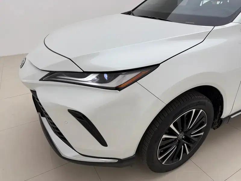 Venza 2023 2.0L CVT 2WD Luxury Edition — миниатюра 12