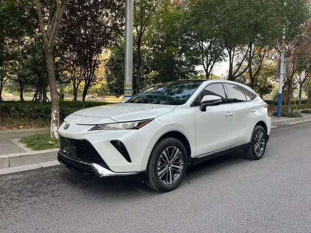 Venza 2022 2.0L CVT 2WD Luxury Edition