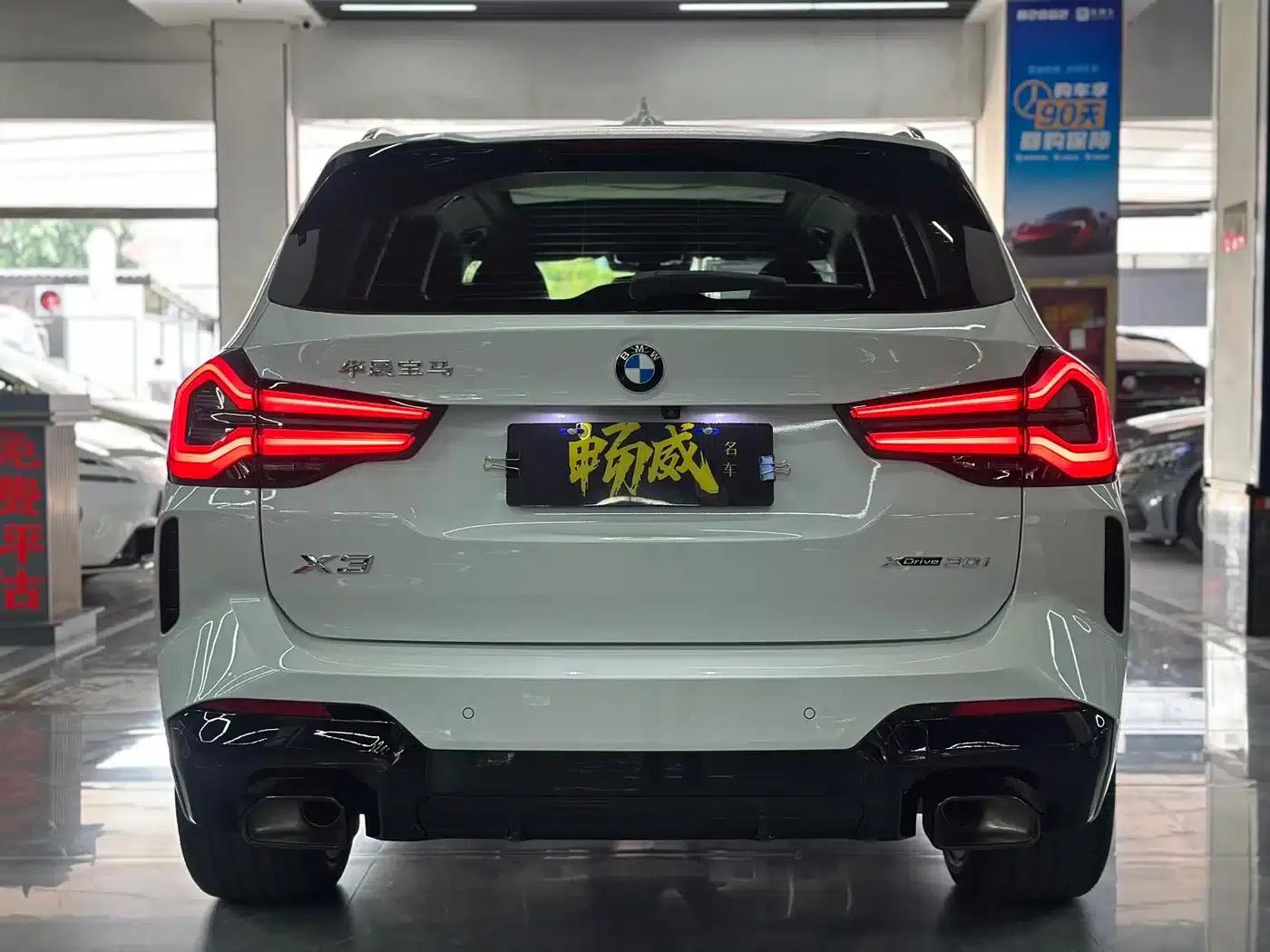 BMW X3 2022 xDrive30i Leading Edition M Sport Package — миниатюра 7