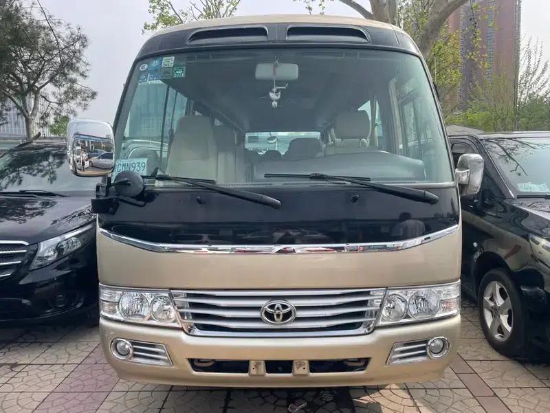 2013 Toyota Coaster 4.0L Gasoline Luxury Edition 20-Seater 6GR — миниатюра 2