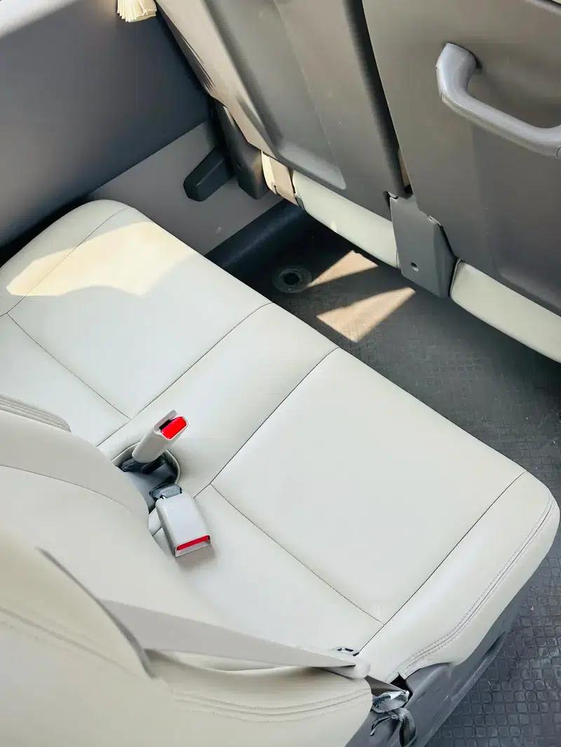 2015 Toyota Coaster 4.0L Premium GRB53L-ZEMSK 23-Seater Upgrade Version — миниатюра 13