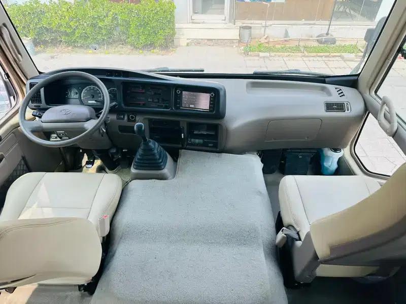 2015 Toyota Coaster 4.0L Premium GRB53L-ZEMSK 23-Seater Upgrade Version — миниатюра 19