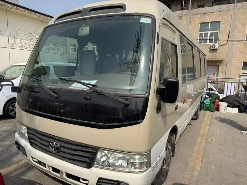 2013 Toyota Coaster 2.7L Gasoline Premium Edition 20-Seat 3TR — миниатюра 8