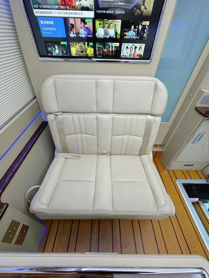2023 Toyota Coaster 4.0L Manual Rear-Wheel Drive 12-Seater Factory Custom Edition — миниатюра 11