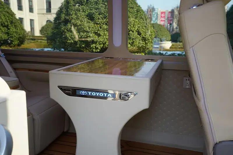 2020 Toyota Coaster 4.0L Luxury SUV GRB53L-ZCMEK 20-seater — миниатюра 5