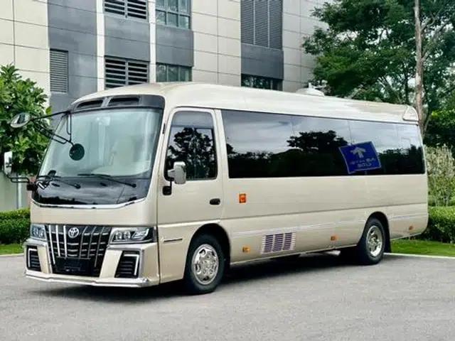 2020 Toyota Coaster 4.0L Manual Rear-Wheel Drive 12-Seater Factory Custom Edition