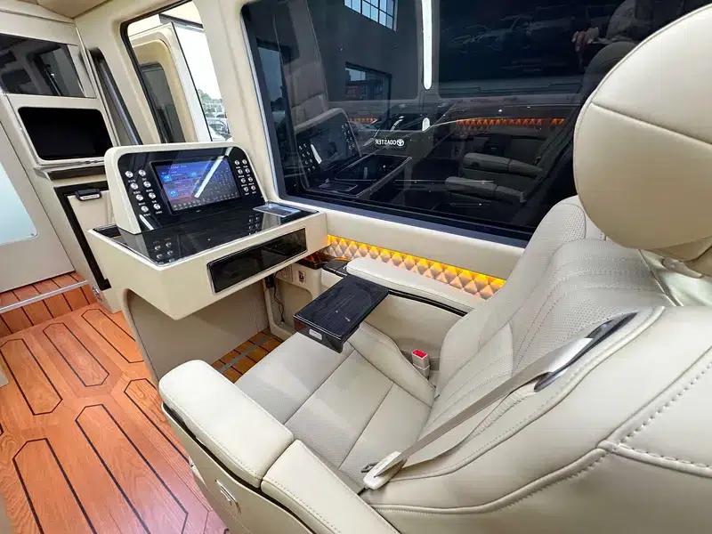 2021 Toyota Coaster 4.0L Manual Rear-Wheel Drive 19-Seater Factory Custom Edition — миниатюра 9