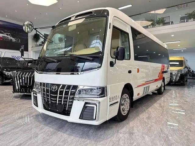 2021 Toyota Coaster 4.0L Manual Rear-Wheel Drive 19-Seater Factory Custom Edition