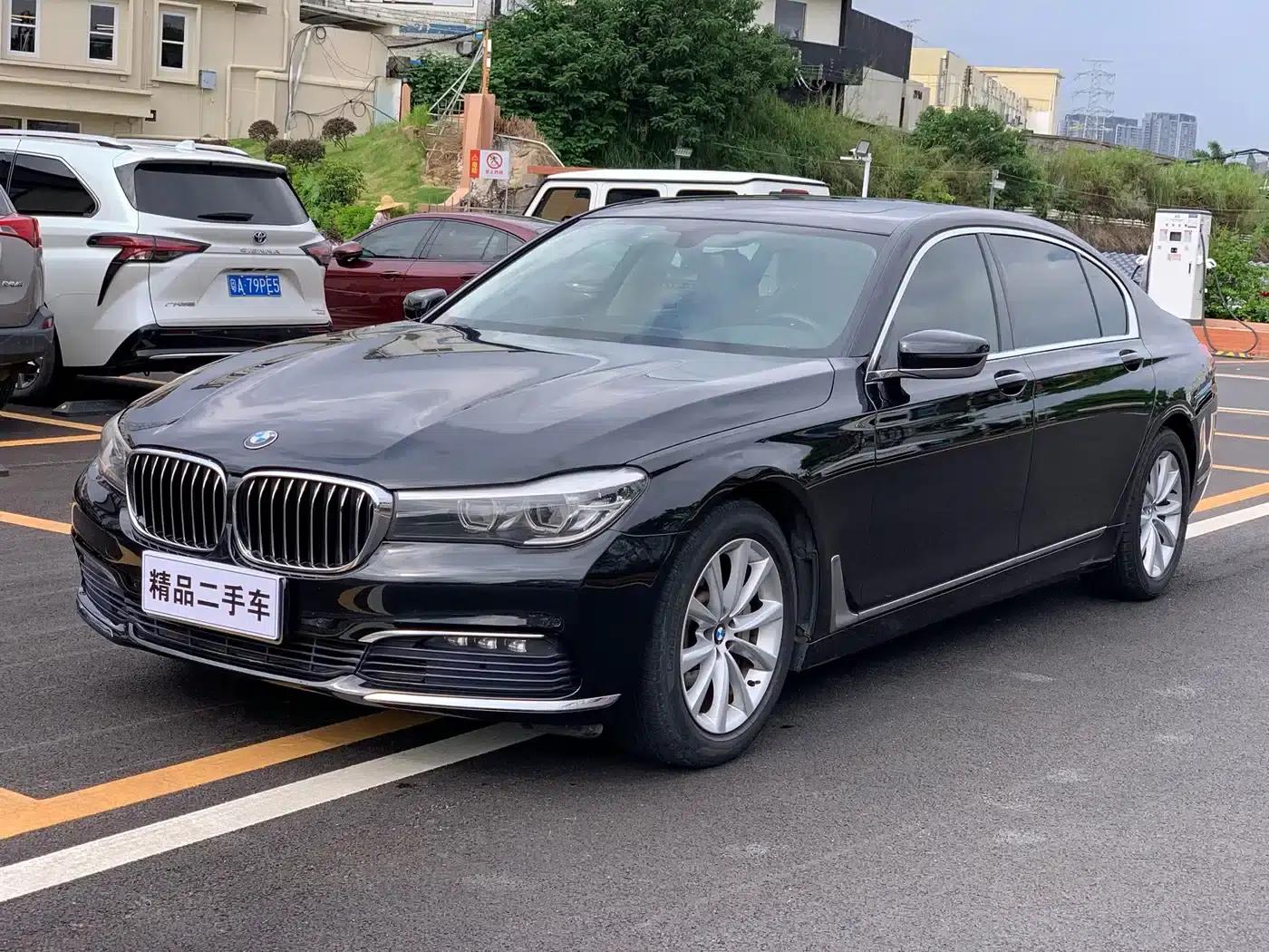 2016 BMW 7 Series 730Li Leading Edition — миниатюра 1