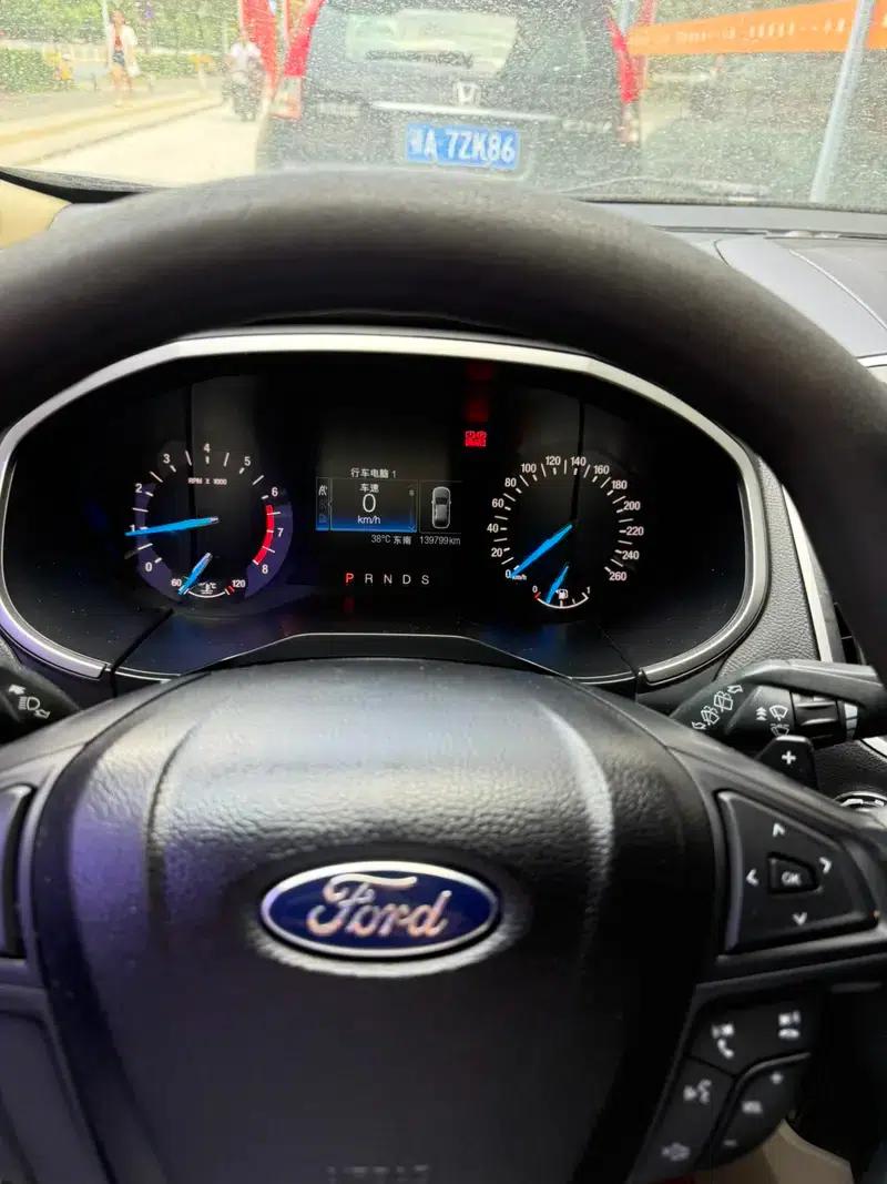 Edge 2015 2.0T GTDi 2WD Elite — миниатюра 5