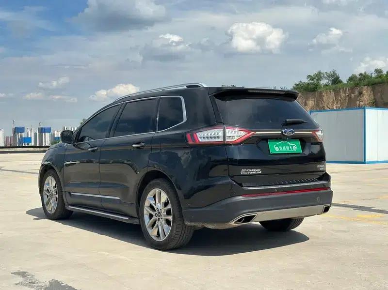 Edge 2016 EcoBoost 245 AWD Premium 7-Seater — миниатюра 4