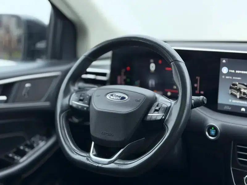 Edge 2021 PLUS EcoBoost 245 2WD Platinum Edition 5-seater — миниатюра 17
