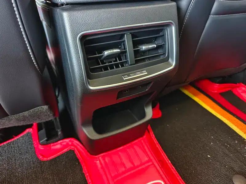Edge 2021 PLUS EcoBoost 245 2WD Platinum Edition 5-seater — миниатюра 13