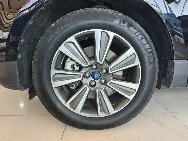 Edge 2021 PLUS EcoBoost 245 2WD Platinum Edition 5-seater — миниатюра 8