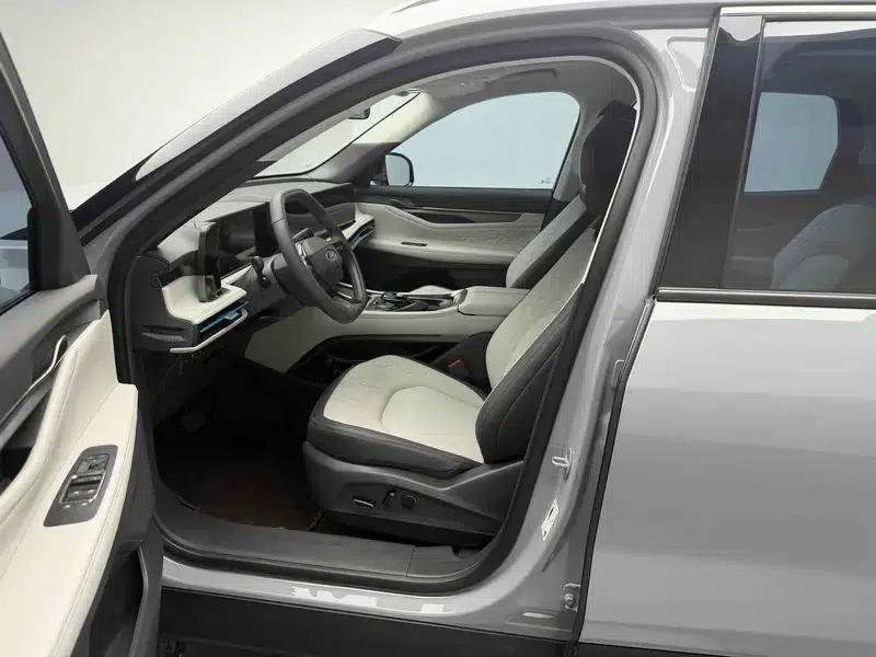 2023 Ford Edge L 2.0T EcoBoost 2WD 7-Seat Luxury — миниатюра 17