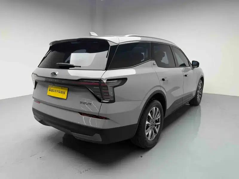 2023 Ford Edge L 2.0T EcoBoost 2WD 7-Seat Luxury — миниатюра 7