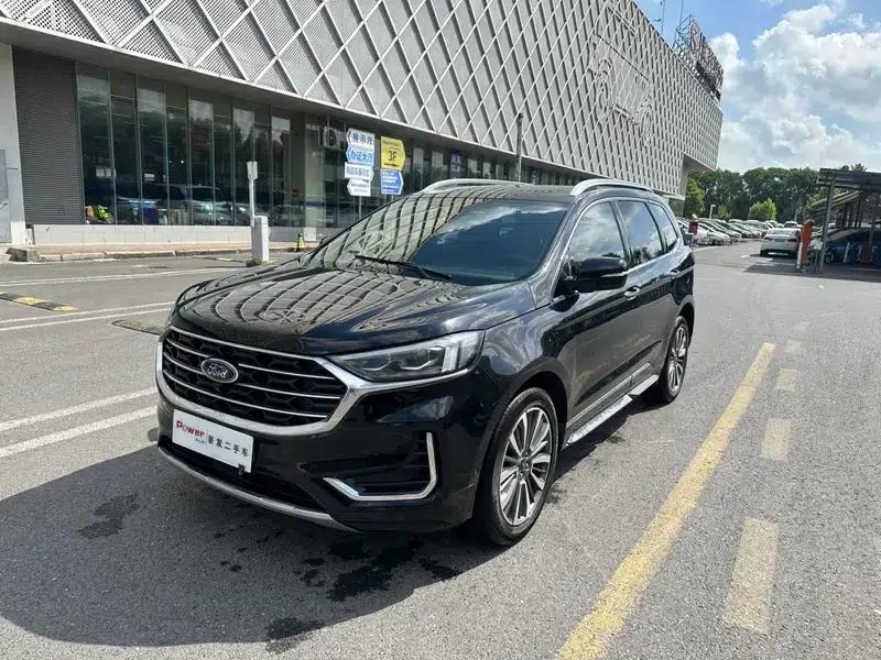Edge 2021 PLUS EcoBoost 245 AWD Premium 7-seater — миниатюра 1