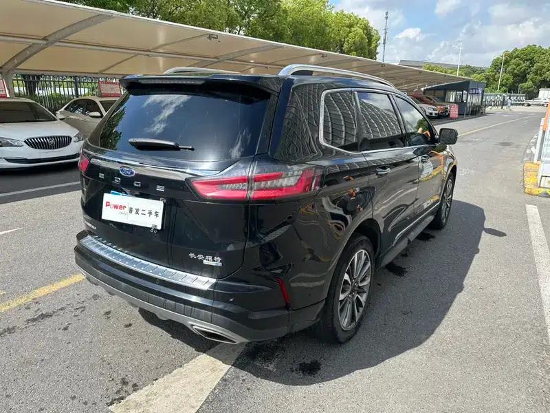 Edge 2021 PLUS EcoBoost 245 AWD Premium 7-seater — миниатюра 4