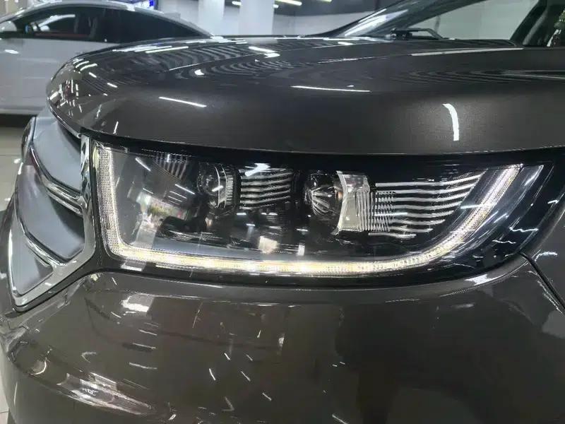 Edge 2015 2.0T GTDi 2WD Luxury Edition — миниатюра 8