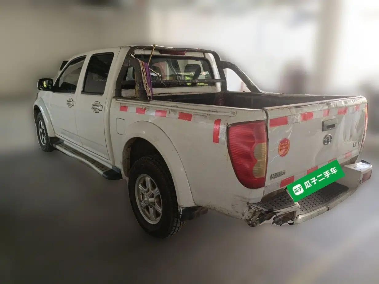 Great Wall Wingle 5 2017 2.4L European-spec Gasoline 4x4 Elite Version Big Double Cab 4G69S4N — миниатюра 4