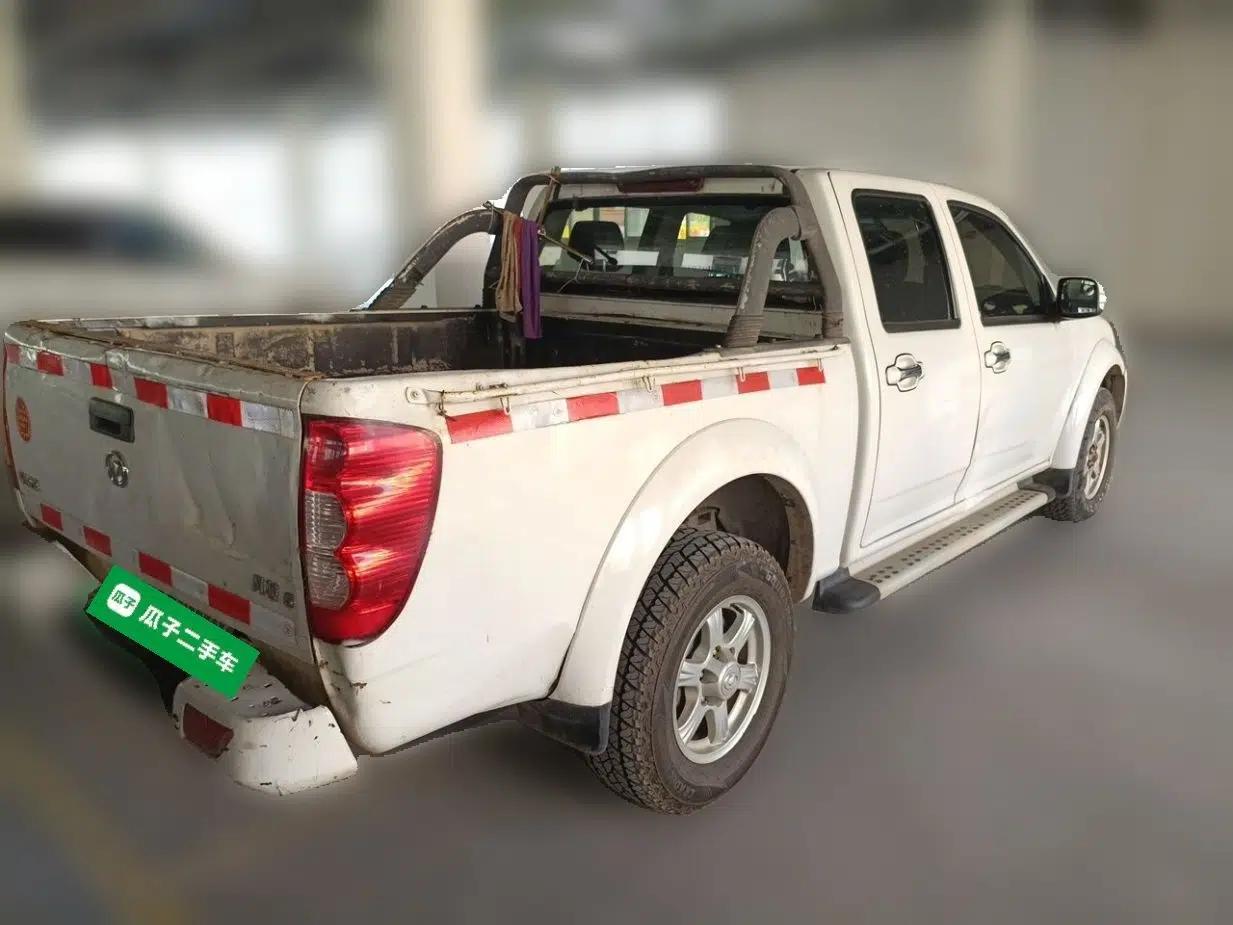 Great Wall Wingle 5 2017 2.4L European-spec Gasoline 4x4 Elite Version Big Double Cab 4G69S4N — миниатюра 6