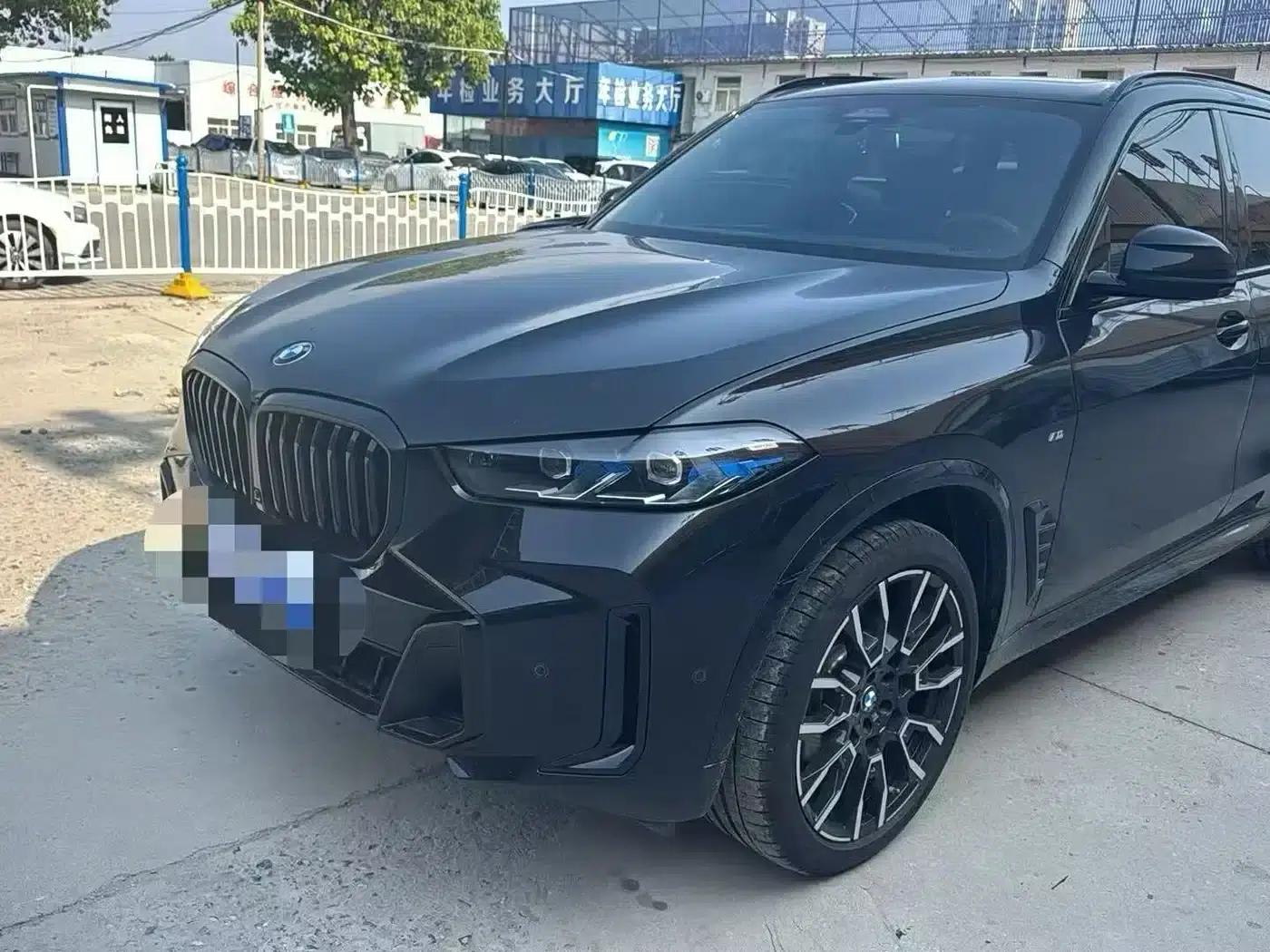 2023 BMW X5 xDrive 40Li M Sport Shadow Edition — миниатюра 1