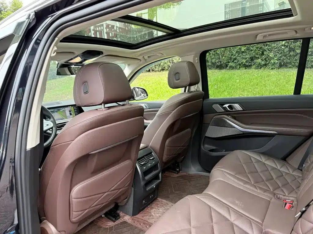 BMW X5 2022 xDrive 30Li Luxury M Sport Package — миниатюра 11