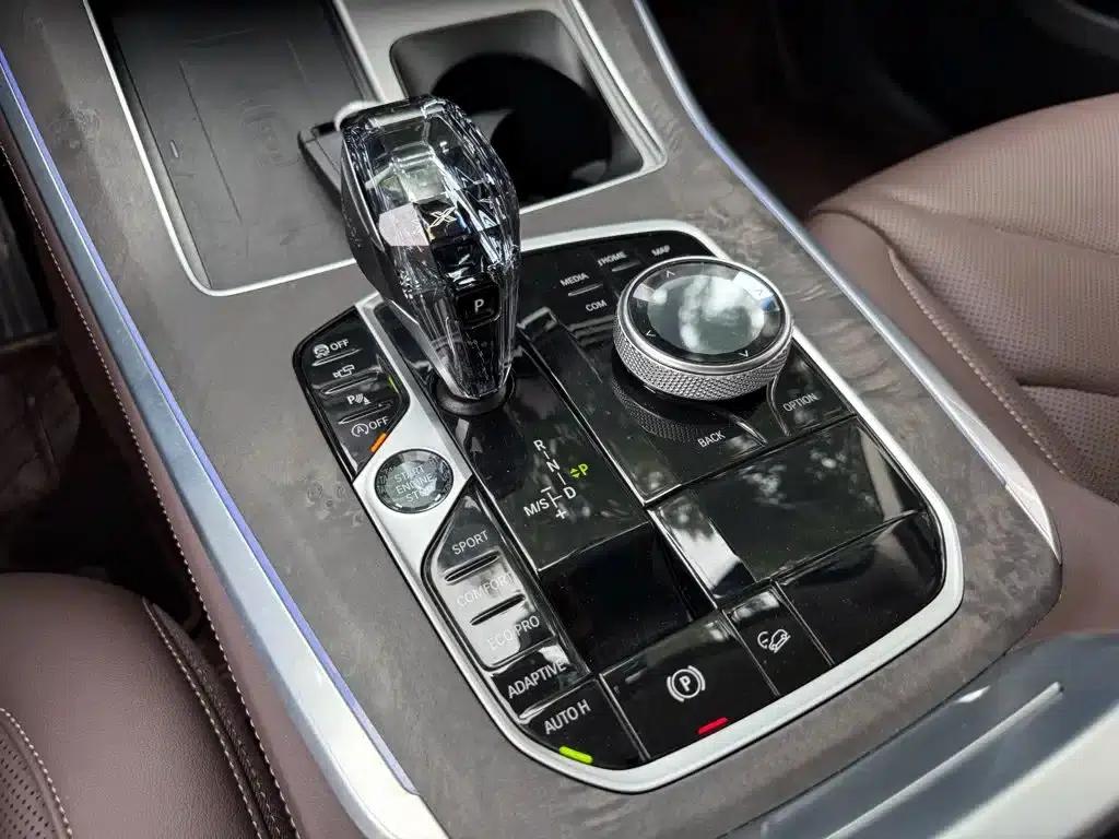 BMW X5 2022 xDrive 30Li Luxury M Sport Package — миниатюра 9