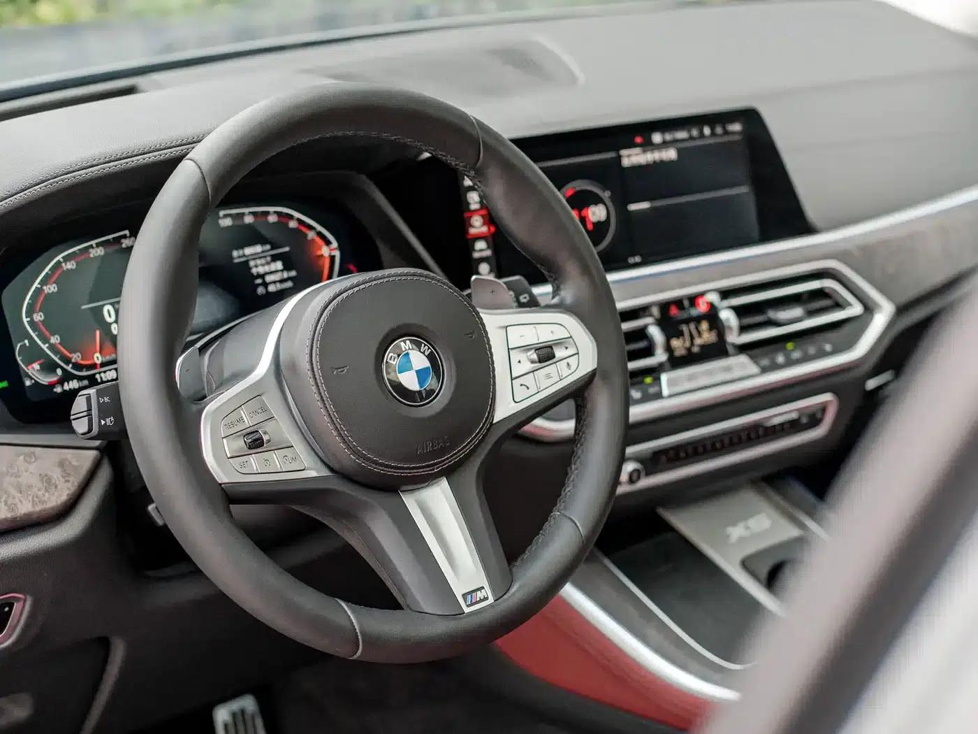 BMW X5 2022 xDrive 30Li Luxury M Sport Package — миниатюра 6