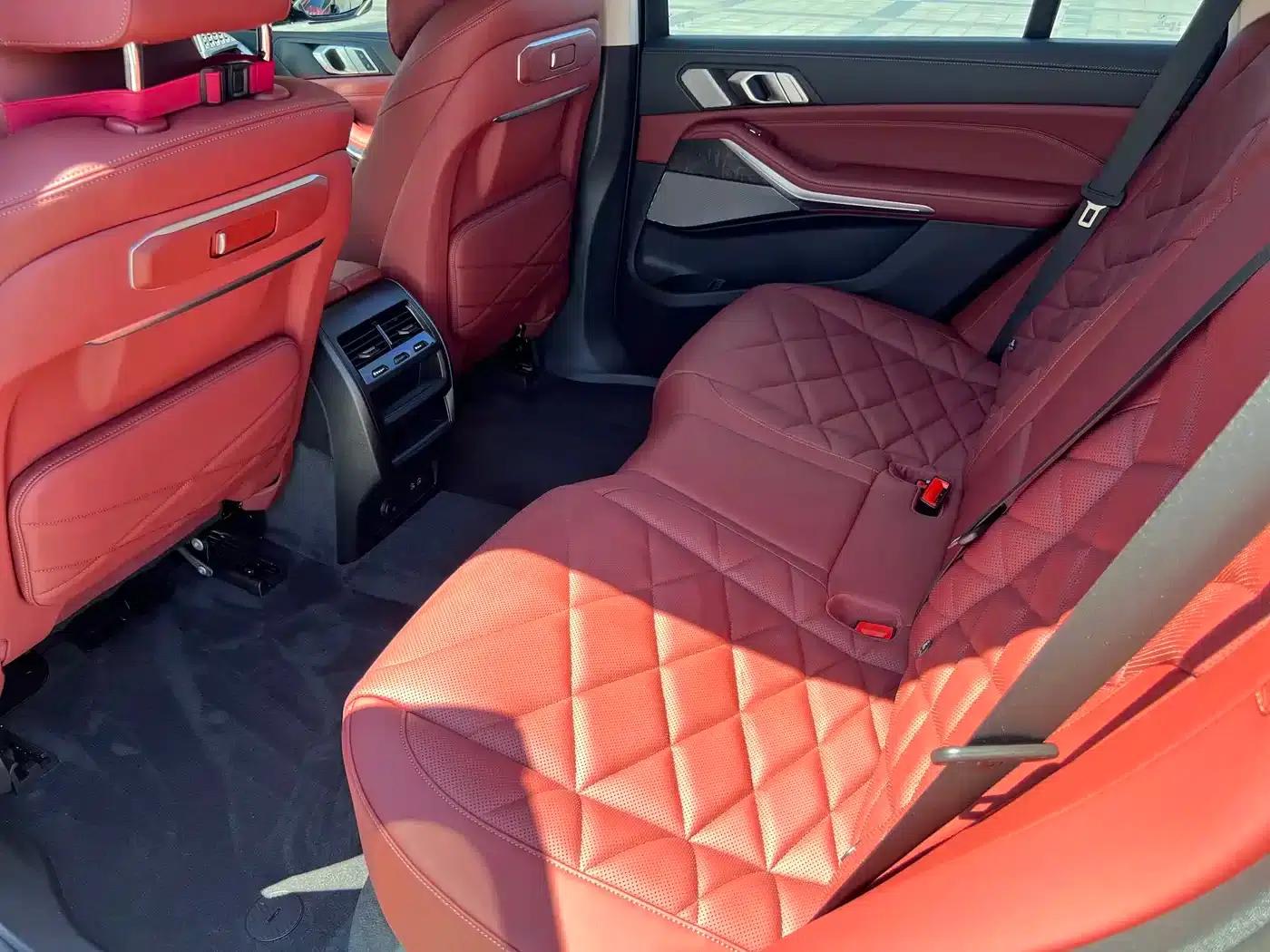 BMW X5 2023 xDrive 30Li M Sport Shadow Edition — миниатюра 12