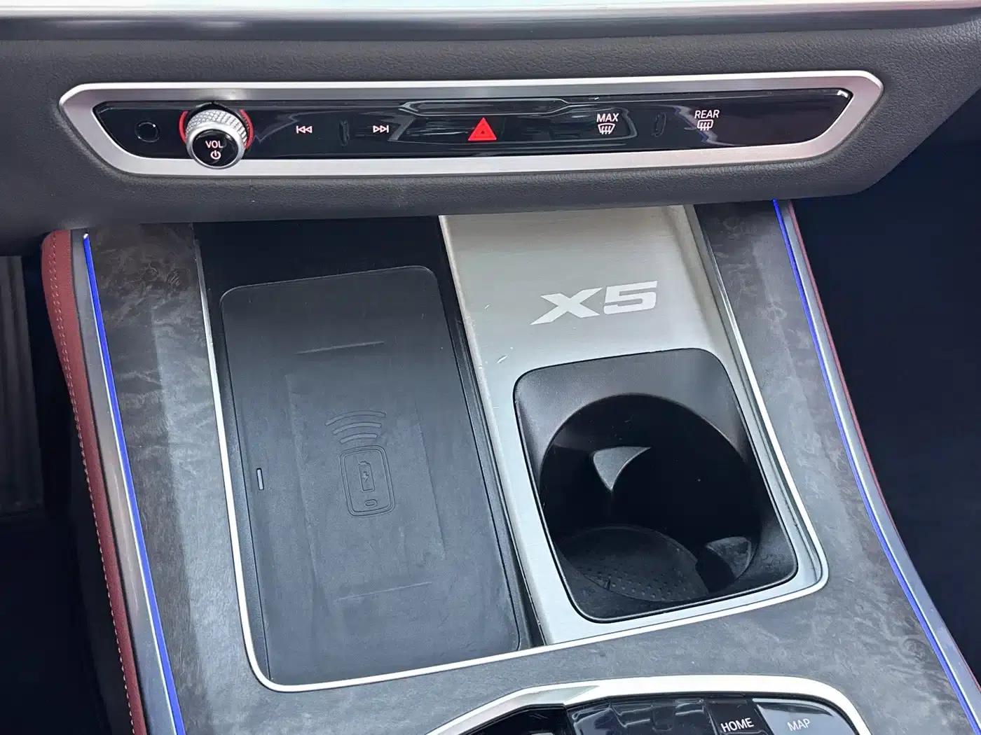 BMW X5 2023 xDrive 30Li M Sport Shadow Edition — миниатюра 8