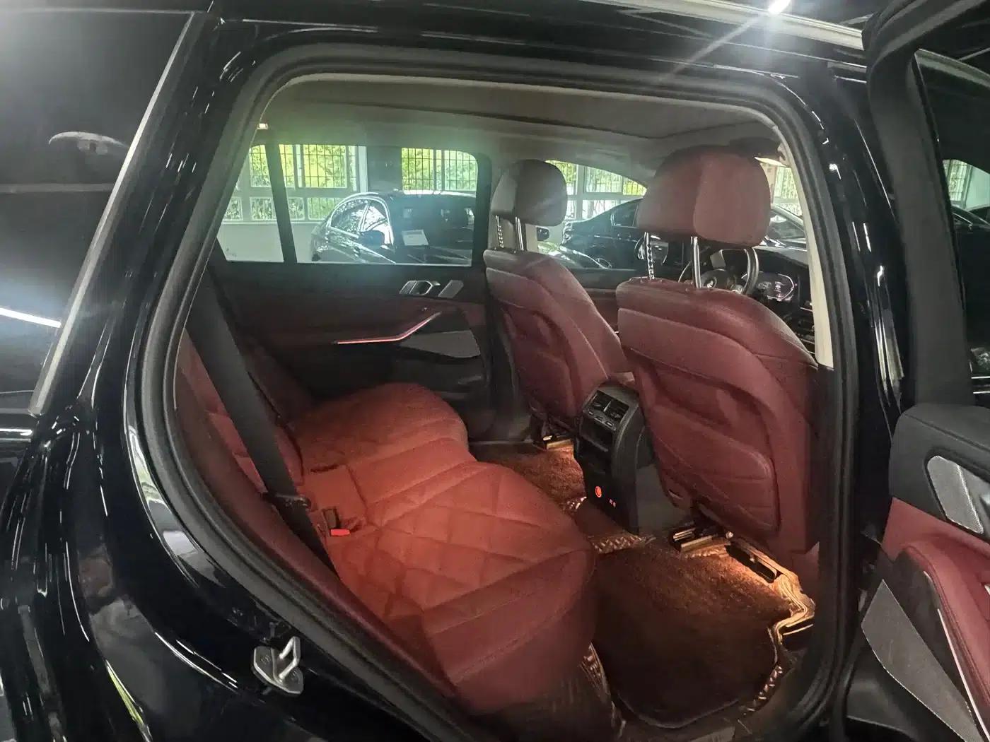 BMW X5 2023 xDrive 30Li Luxury M Sport Package — миниатюра 10